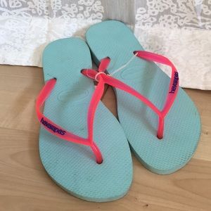Havaianas “Slim” Flip Flops blue and pink